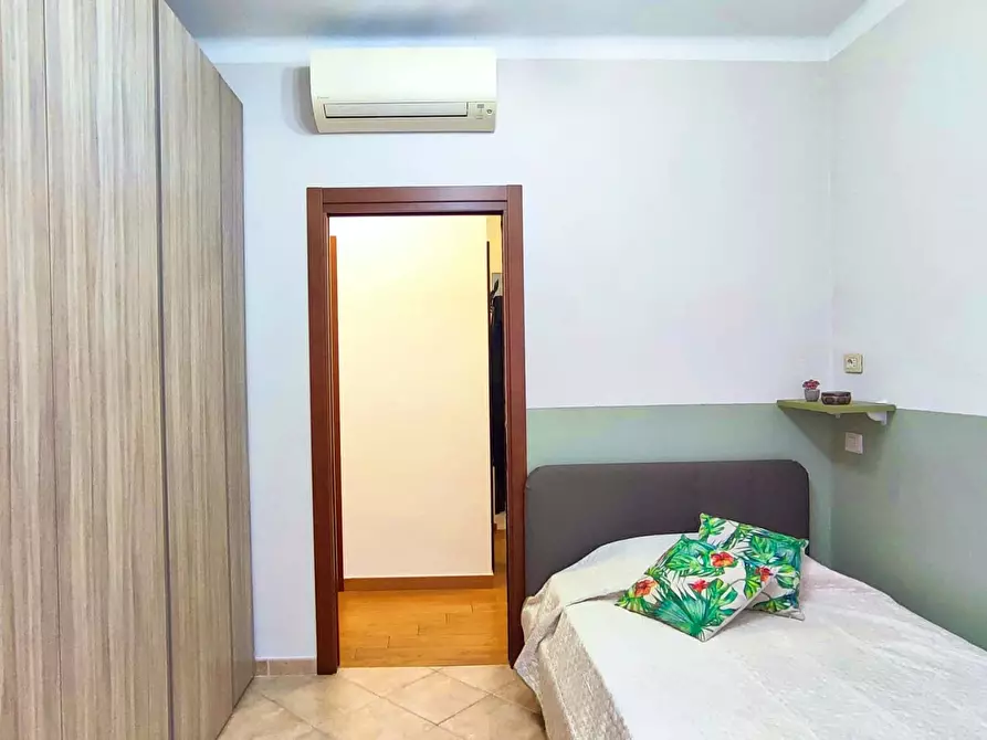 Immagine 13 di Appartamento in affitto  in Piazza Rosa Scolari5 a Milano