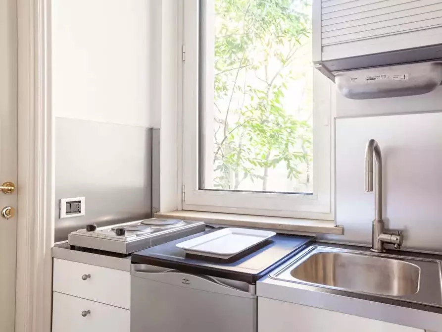 Immagine 10 di Appartamento in affitto  in Viale Cirene5 a Milano