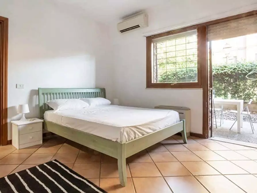 Immagine 4 di Appartamento in affitto  in Via Antonio Ceriani13 a Roma