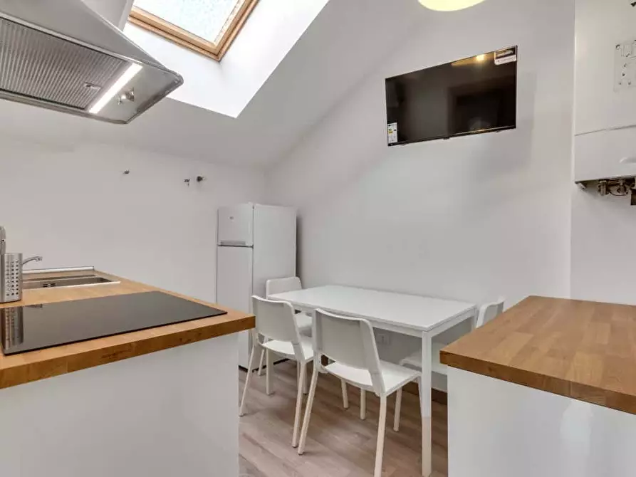 Immagine 10 di Camera in affitto  in Via Benedetto Marcello69 a Milano