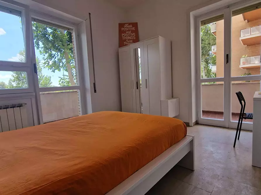 Immagine 2 di Camera in affitto  in Lungotevere di Pietra Papa61 a Roma