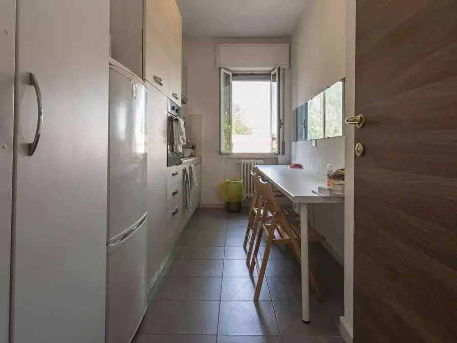 Immagine 5 di Camera in affitto  in Via Achille Feraboli a Milano