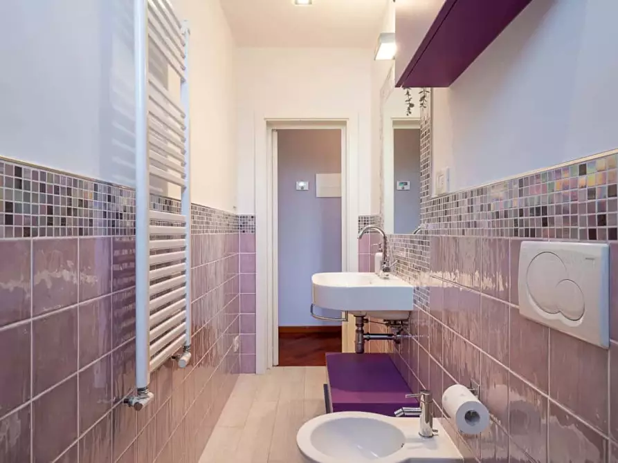 Immagine 37 di Appartamento in affitto  in Via Leonardo Bruni3 a Firenze