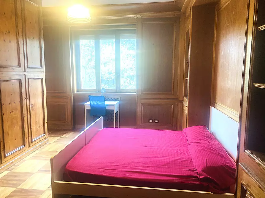 Immagine 3 di Camera in affitto  in Via Giovanni Segantini75 a Milano