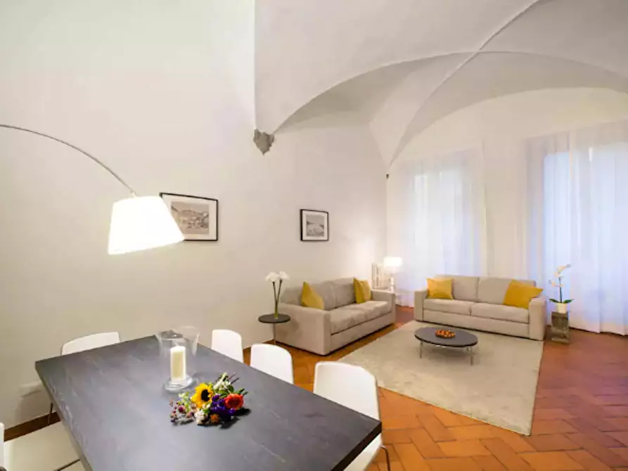 Immagine 8 di Appartamento in affitto  in Borgo Santi Apostoli a Firenze