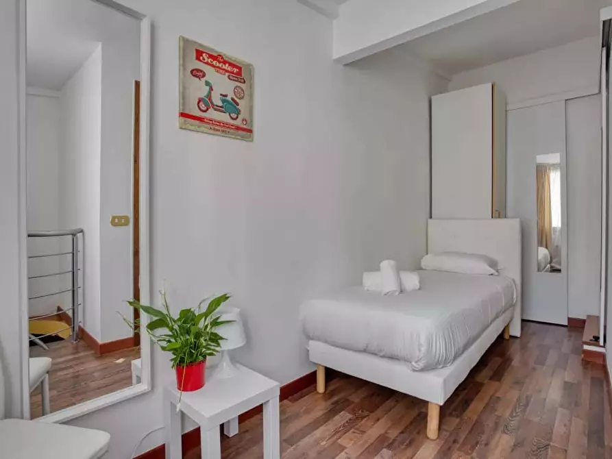 Immagine 3 di Appartamento in affitto  in Viale Coni Zugna a Milano