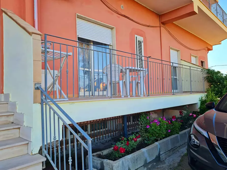 Immagine 6 di Appartamento in affitto  in Via Brisi2 a Cirò Marina