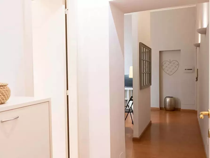 Immagine 11 di Appartamento in affitto  in Via Aurora31 a Roma