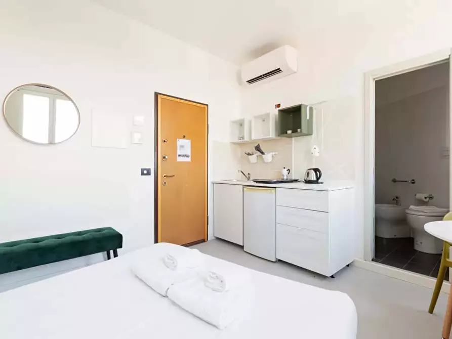 Immagine 5 di Appartamento in affitto  in Corso Magenta25 a Milano