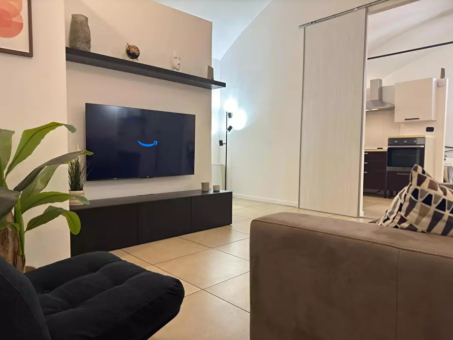 Immagine 31 di Appartamento in affitto  in Via Giuseppe Brambilla9 a Como