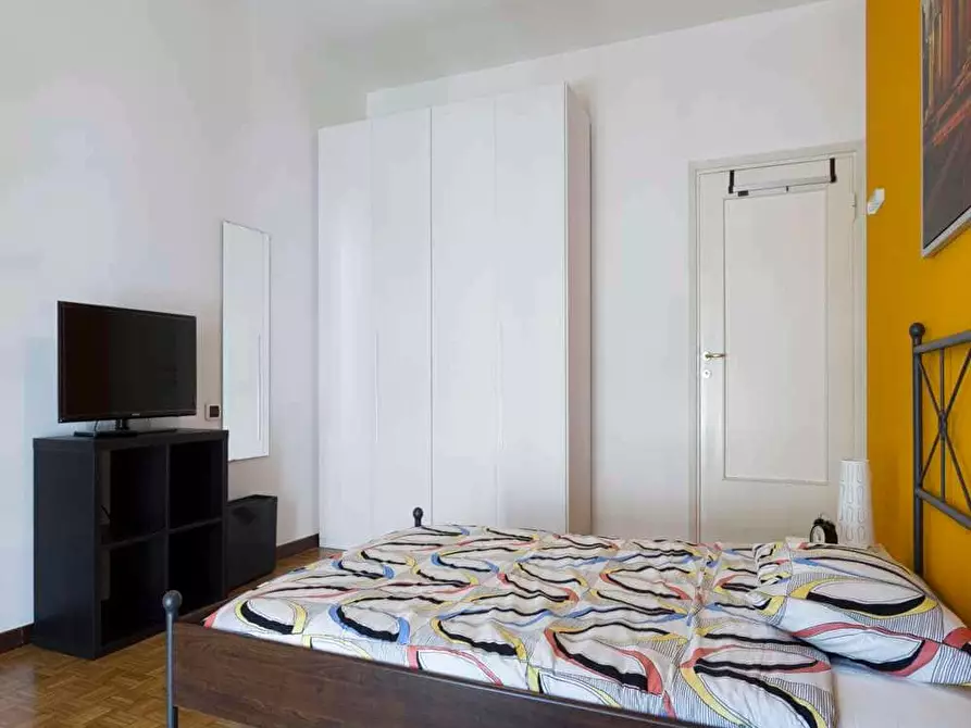 Immagine 2 di Camera in affitto  in Via Bergamo12 a Milano