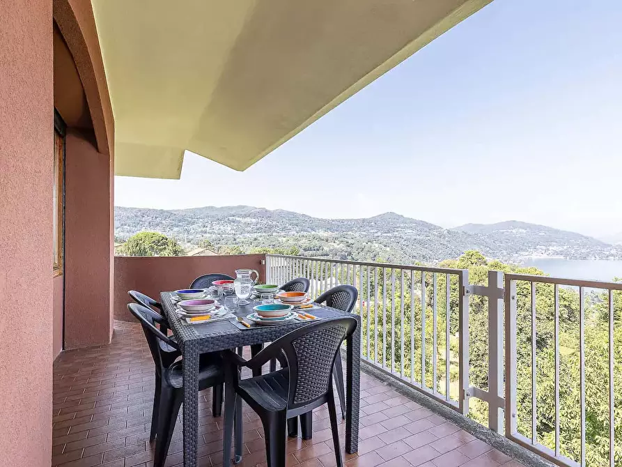 Immagine 27 di Appartamento in affitto  in Via Ghevio6 a Arona