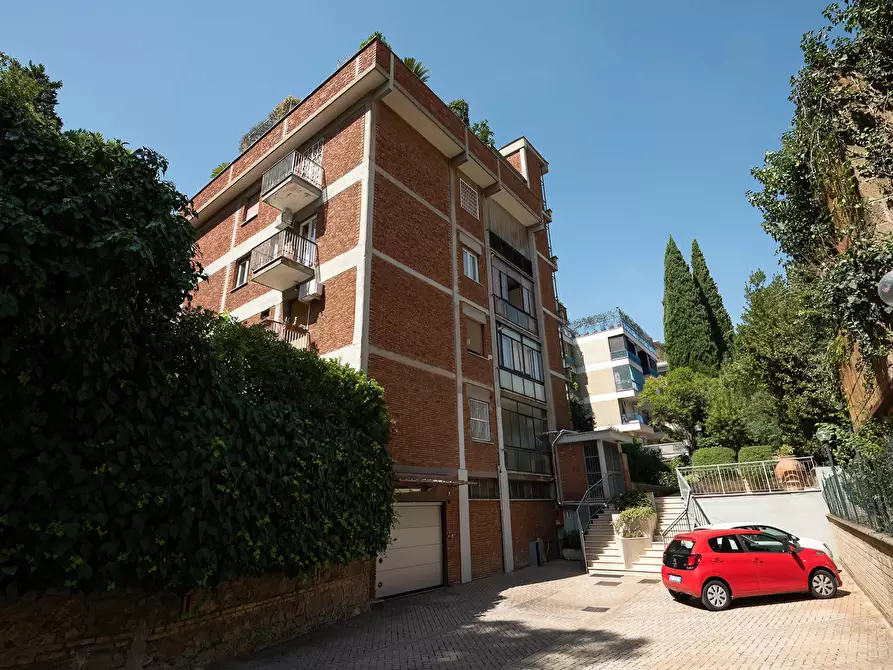 Immagine 15 di Appartamento in affitto  in Via Papiniano22 a Roma