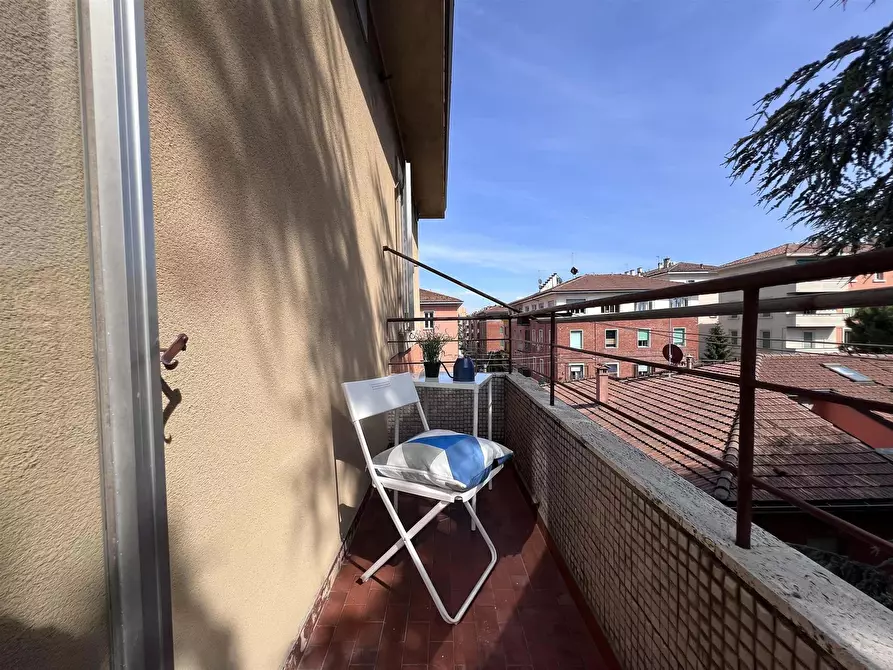 Immagine 6 di Camera in affitto  in Via Severino Ferrari a Bologna