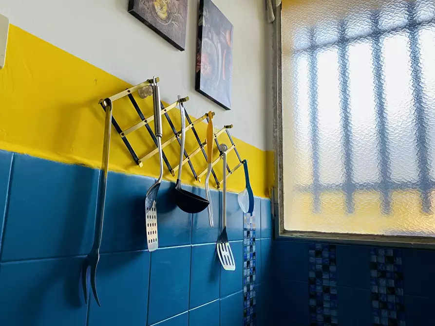 Immagine 11 di Camera in affitto  in Via Giovanni Segantini75 a Milano