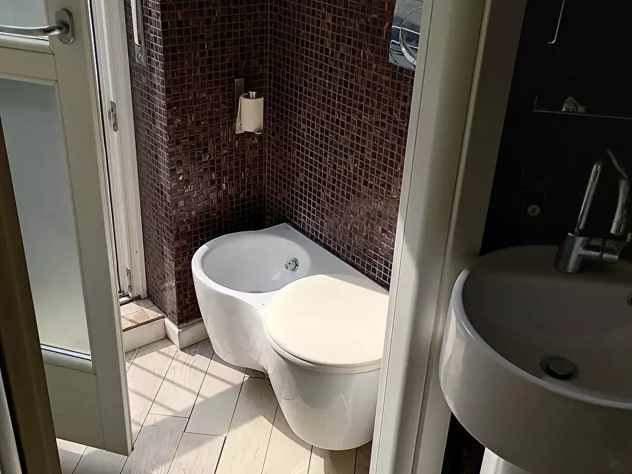 Immagine 13 di Appartamento in affitto  in Via Copernico63 a Milano