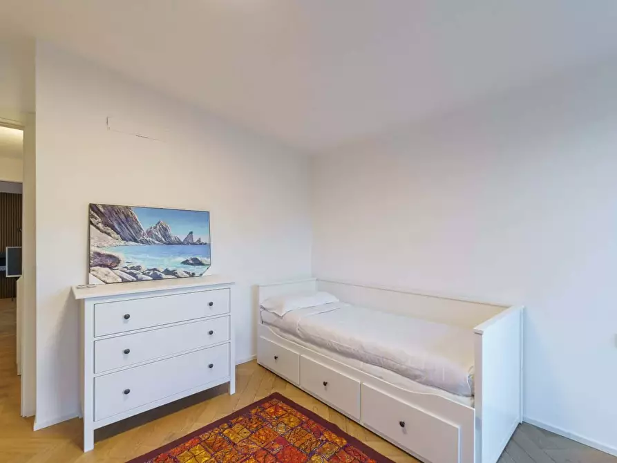Immagine 42 di Appartamento in affitto  in Viale Francesco Restelli3 a Milano