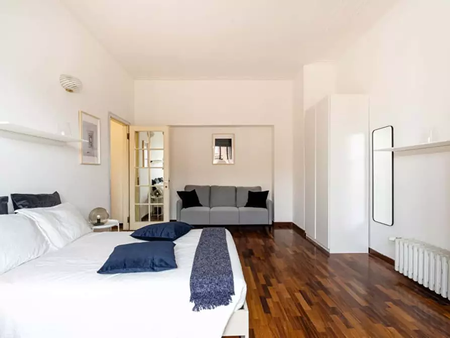 Immagine 2 di Camera in affitto  in Via Giovanni Pacini93 a Milano