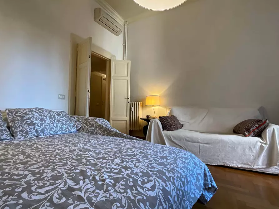 Immagine 39 di Appartamento in affitto  in Via di Sant'Andrea delle Fratte a Roma