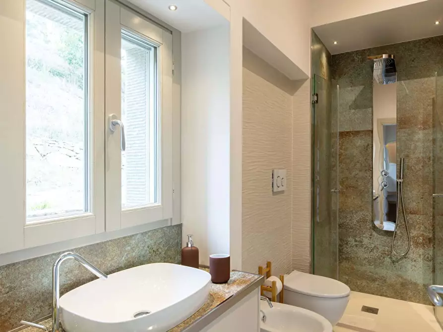 Immagine 44 di Appartamento in affitto  in Località Torreone95 a Cortona