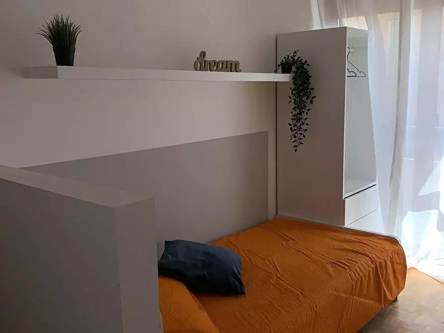 Immagine 5 di Camera in affitto  in Via Fratelli Perini173 a Trento