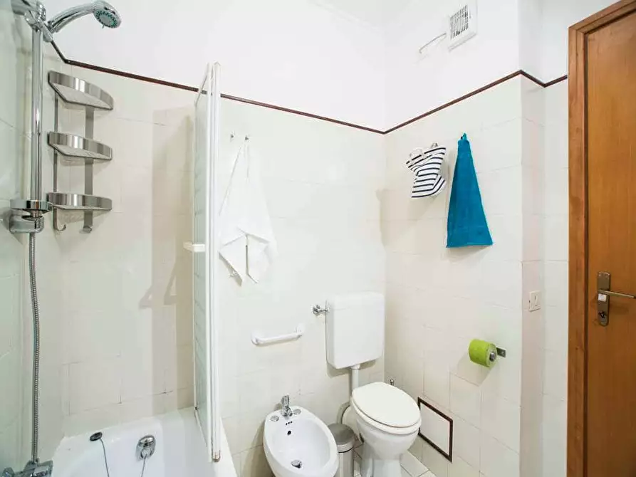 Immagine 14 di Camera in affitto  in Via dei Missaglia13 a Milano