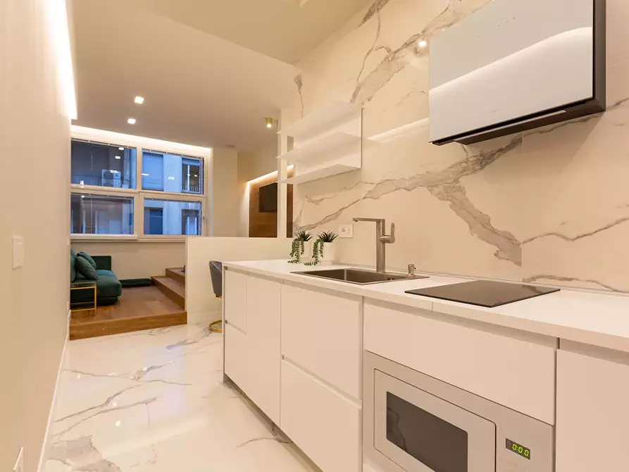 Immagine 4 di Appartamento in affitto  in Via Francesco Daverio6 a Milano