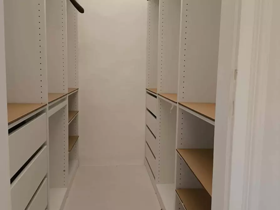 Immagine 34 di Appartamento in affitto  in Via Irnerio9 a Bologna