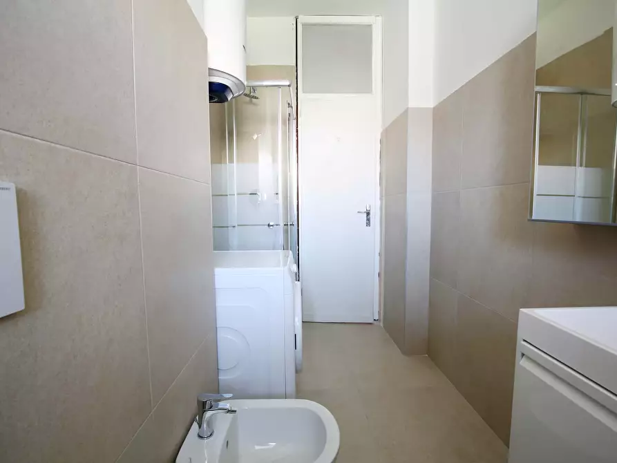 Immagine 24 di Camera in affitto  in Via Benjamin Constant6 a Milano