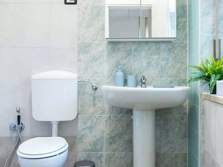 Immagine 18 di Camera in affitto  in Via Romolo Gessi17 a Torino