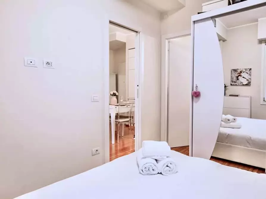 Immagine 25 di Appartamento in affitto  in Via Carlo Tenca7 a Milano