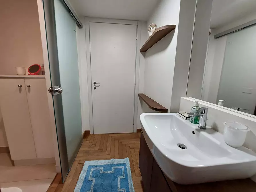 Immagine 32 di Appartamento in affitto  in Via Cappuccio3 a Milano