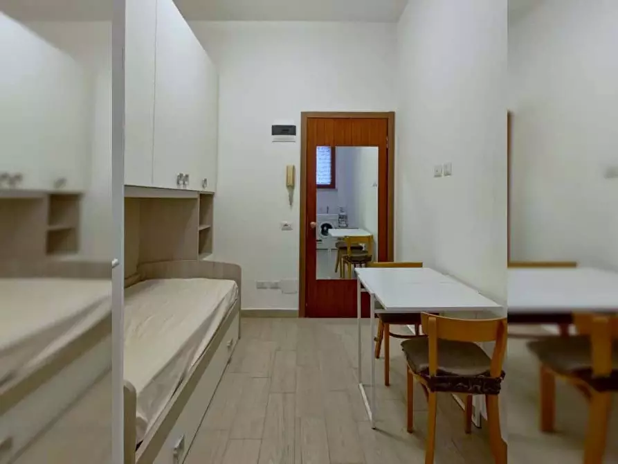 Immagine 4 di Appartamento in affitto  in Via Cola di Rienzo12 a Milano