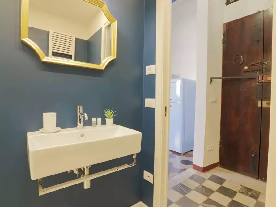Immagine 30 di Appartamento in affitto  in Via del Ghironcello3 a Lucca