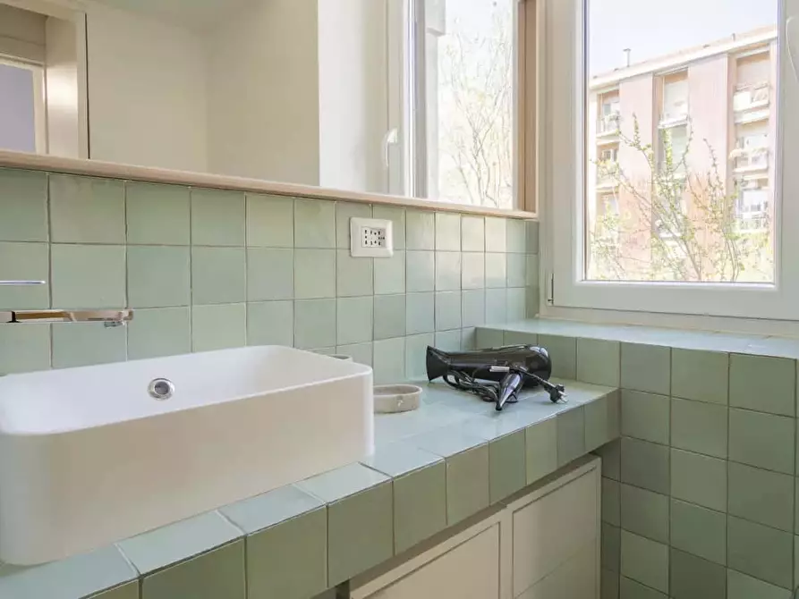 Immagine 16 di Appartamento in affitto  in Via Lomellina26 a Milano