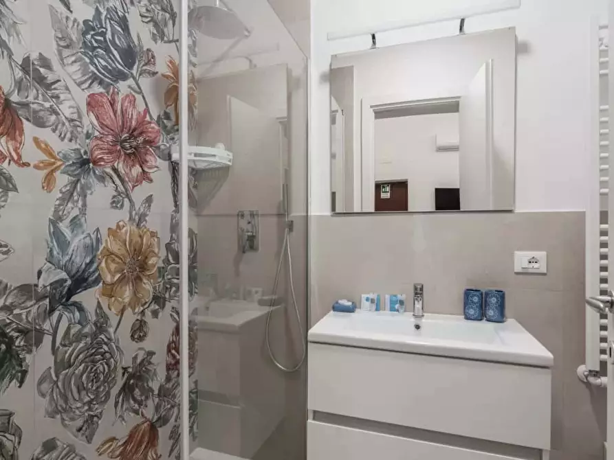 Immagine 13 di Appartamento in affitto  in Viale Giulio Cesare118 a Roma