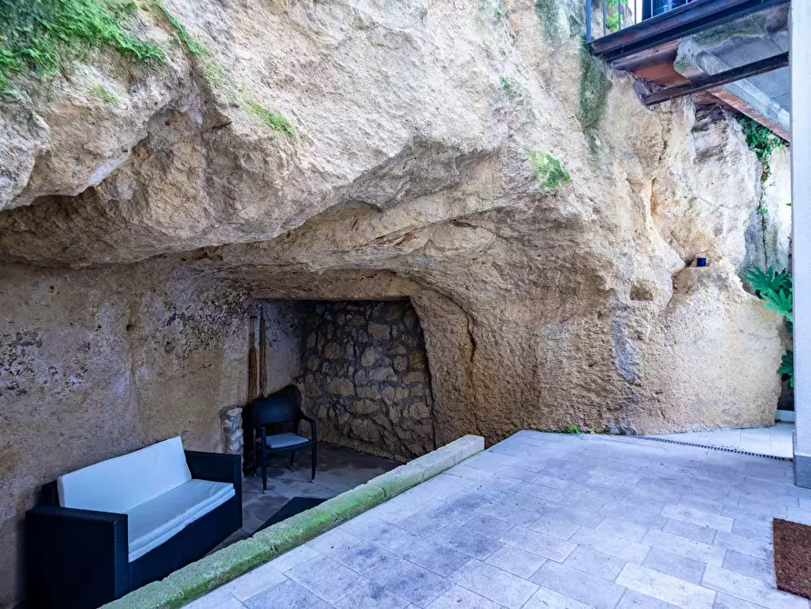 Immagine 24 di Appartamento in affitto  in Via San Carlo a Verona