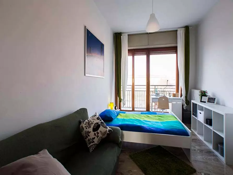 Immagine 5 di Camera in affitto  in Piazza Carlo Stuparich8 a Milano