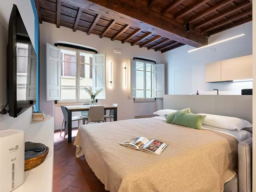 Immagine 30 di Appartamento in affitto  in Via della Vigna Nuova a Firenze