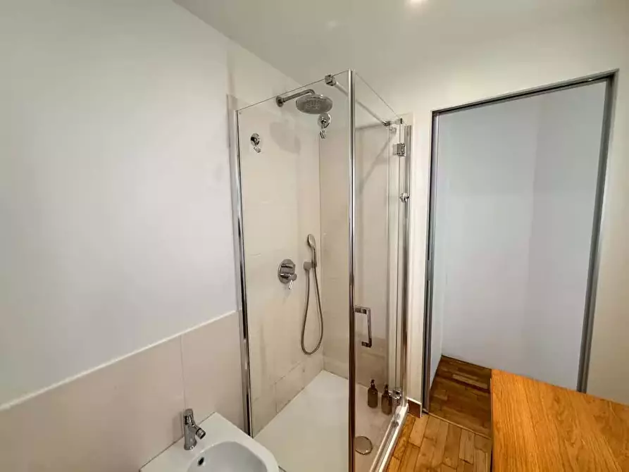 Immagine 9 di Appartamento in affitto  in Via Meravigli16 a Milano