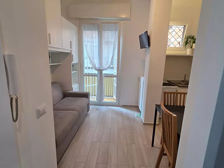 Immagine 1 di Appartamento in affitto  in Via Tagiura18 a Milano