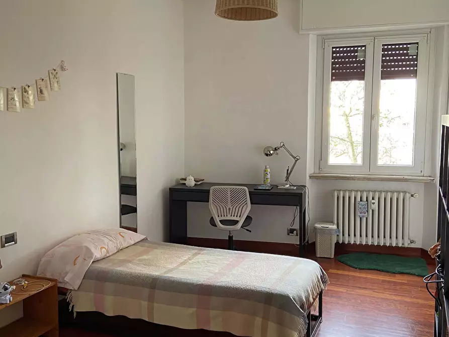 Immagine 1 di Camera in affitto  in Via Valdagno a Milano