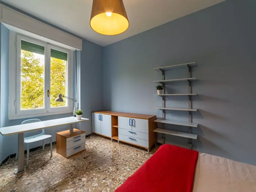 Immagine 2 di Camera in affitto  in Via Benedetto Marcello8 a Firenze