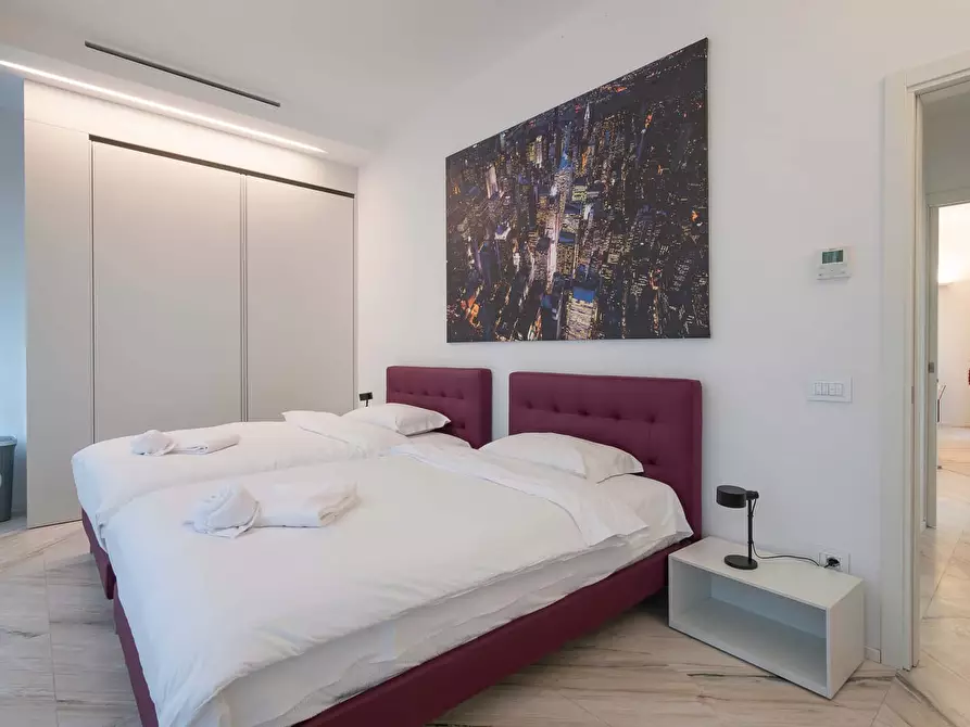 Immagine 36 di Appartamento in affitto  in Corso Europa10 a Milano