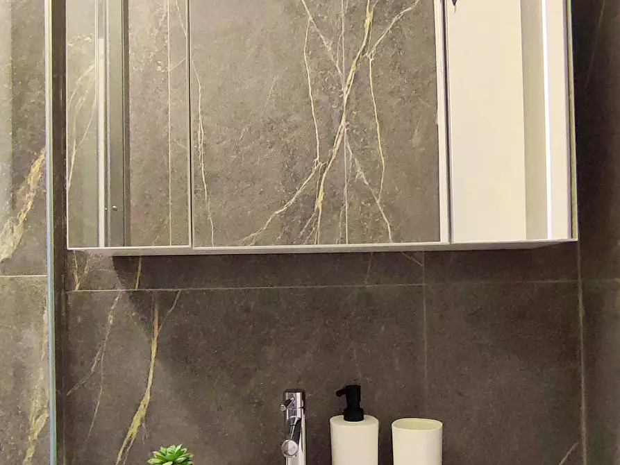 Immagine 21 di Appartamento in affitto  in Via Pietro Calvi a Milano