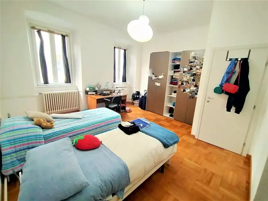 Immagine 2 di Camera in affitto  in Via del Toro9 a Trieste