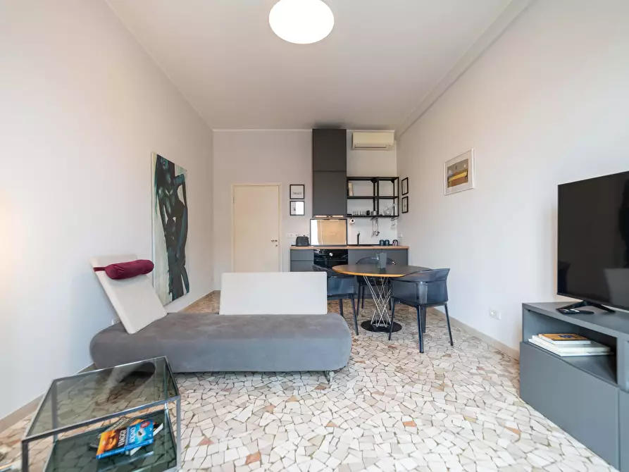 Immagine 15 di Appartamento in affitto  in Via Edmondo de Amicis4 a Milano