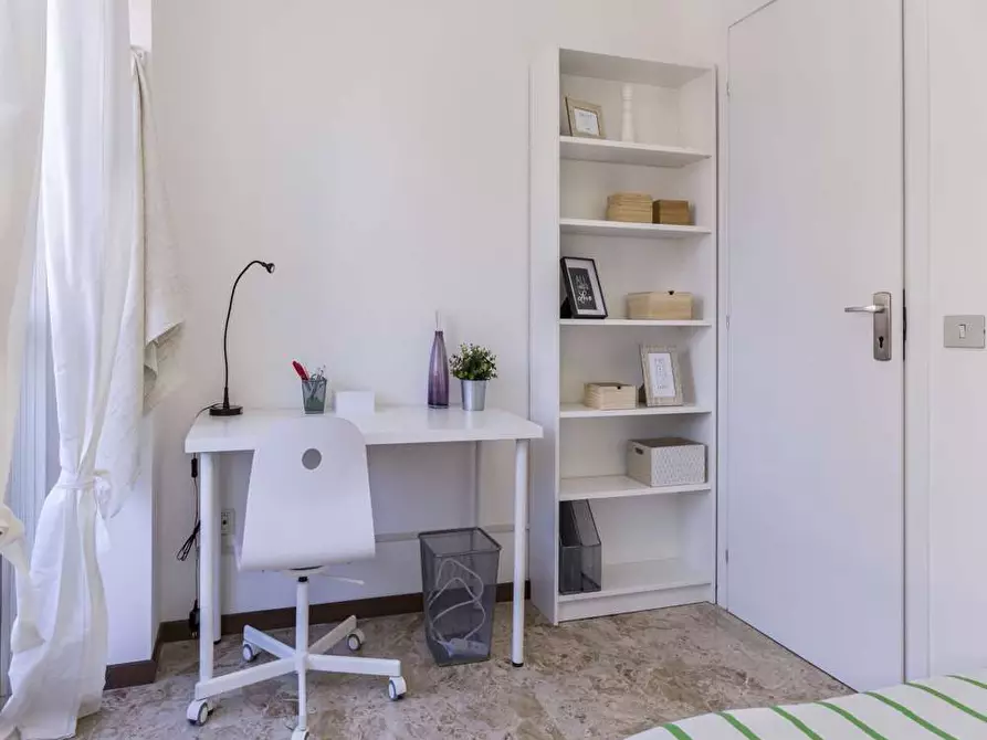 Immagine 2 di Camera in affitto  in Via Giuseppe Frua16 a Milano