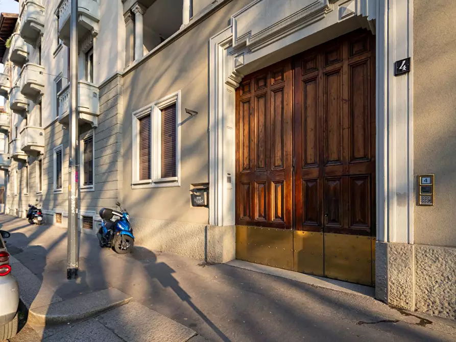 Immagine 24 di Appartamento in affitto  in Via Giovanni Pascoli4 a Milano
