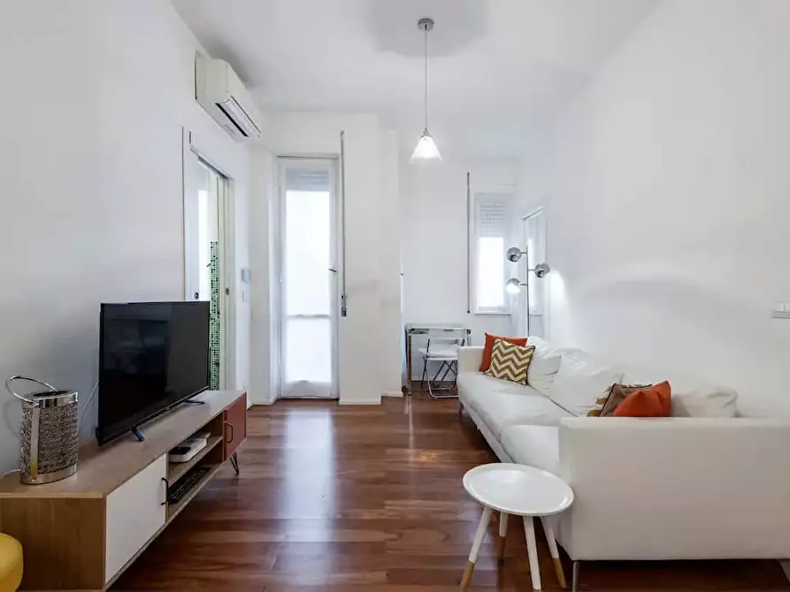 Immagine 65 di Appartamento in affitto  in Via Luigi Canonica1 a Milano